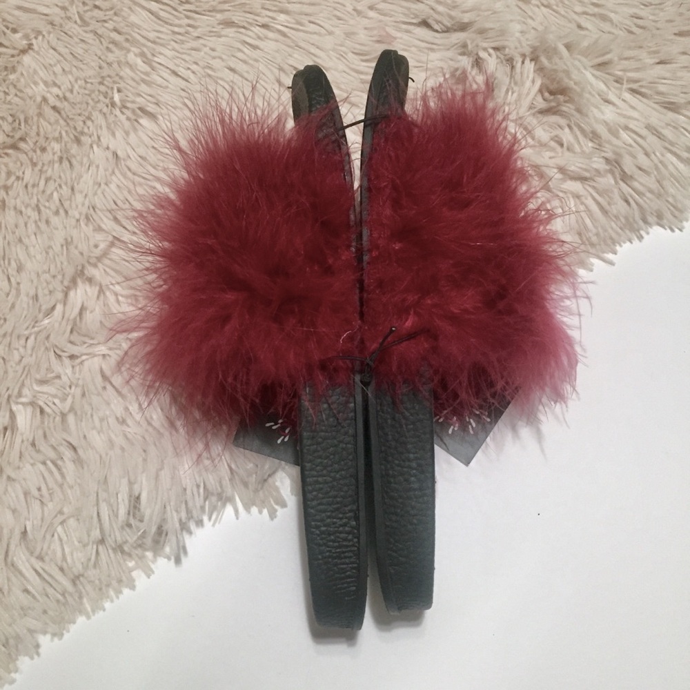 Olivia Miller Marabou Feather Slide on Sandals - Picture 6 of 7